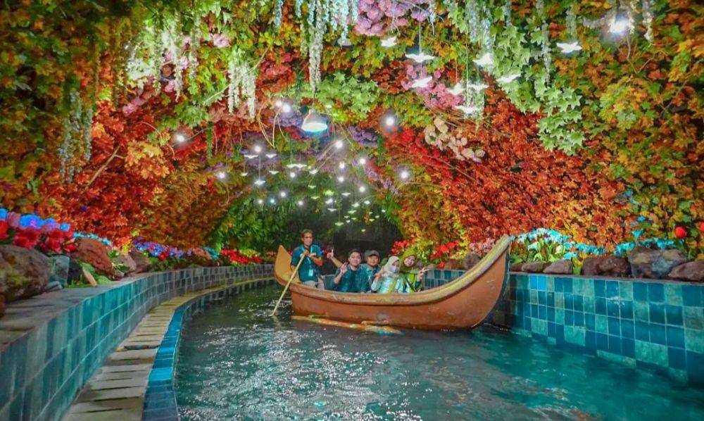 Malang Night Paradise (instagram.com/nurlia.damayanti24)