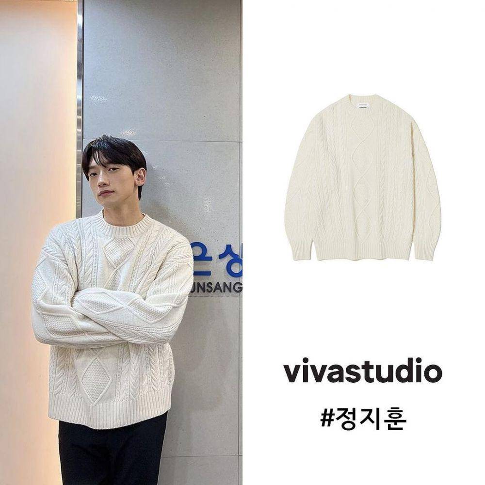 Outfit Rain di Ghost Doctor (instagram.com/uworae_official)