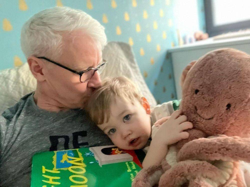 Anderson Cooper dan anaknya (instagram.com/andersoncooper)