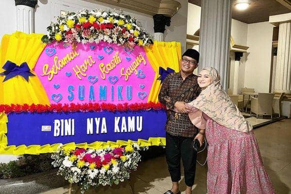 9 Momen Valentine Sule dan Nathalie, Menu Makannya Antimainstream