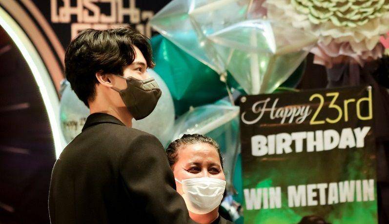 Win Metawin(twitter.com/Starlight_2721)