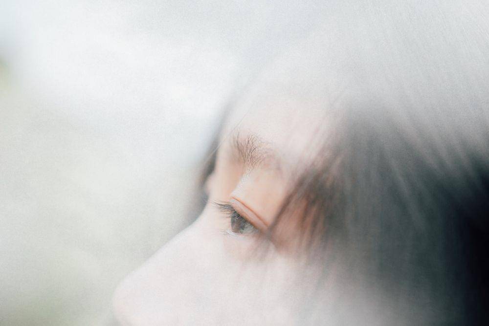 ilustrasi mata (unsplash.com/Larm Rmah)