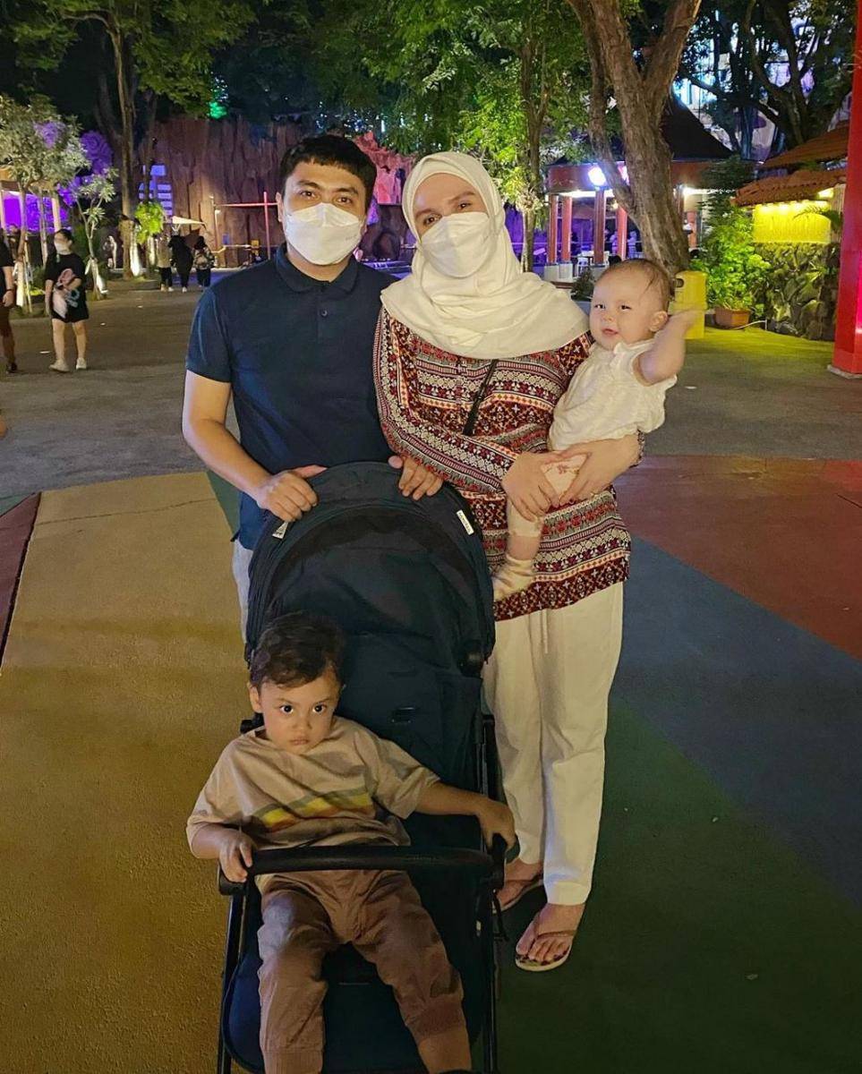 potret keluarga Michella Adlen (instagram.com/michelladlen)