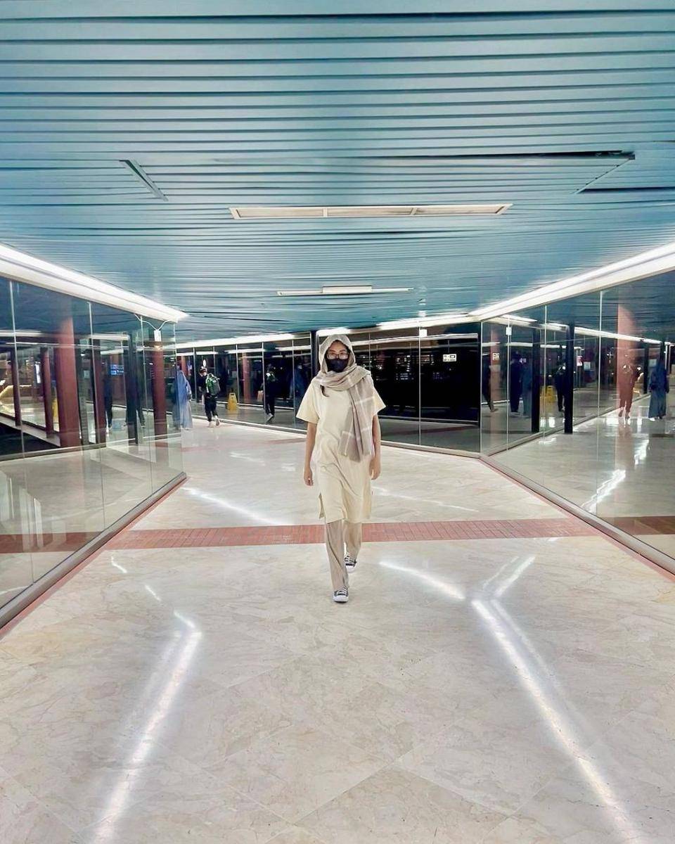 outfit ala Widi Vierratale (instagram.com/_widikidiw_)