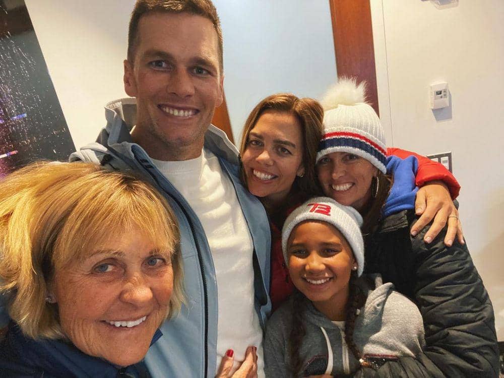 potret Tom Brady bersama ibu, saudari, dan keponakan (instagram.com/tombrady)