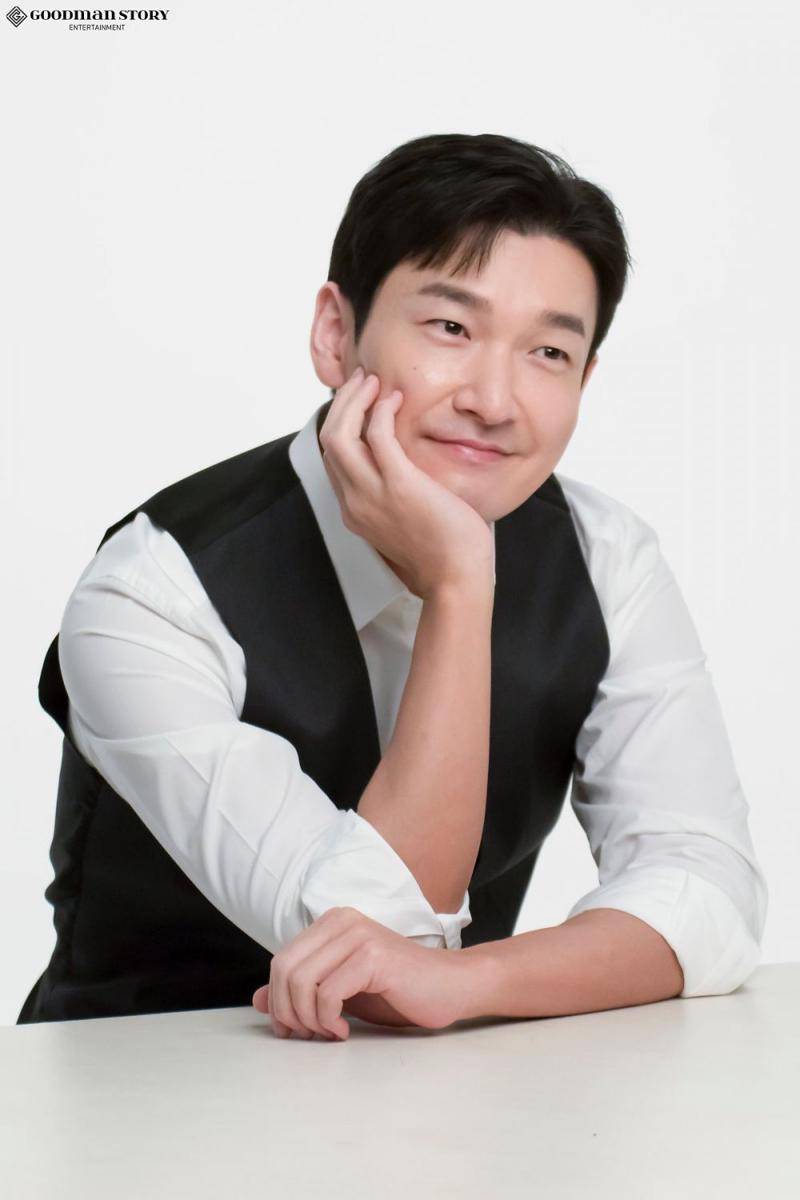 Cho Seung Woo ( naver.me/FArfr7TL)