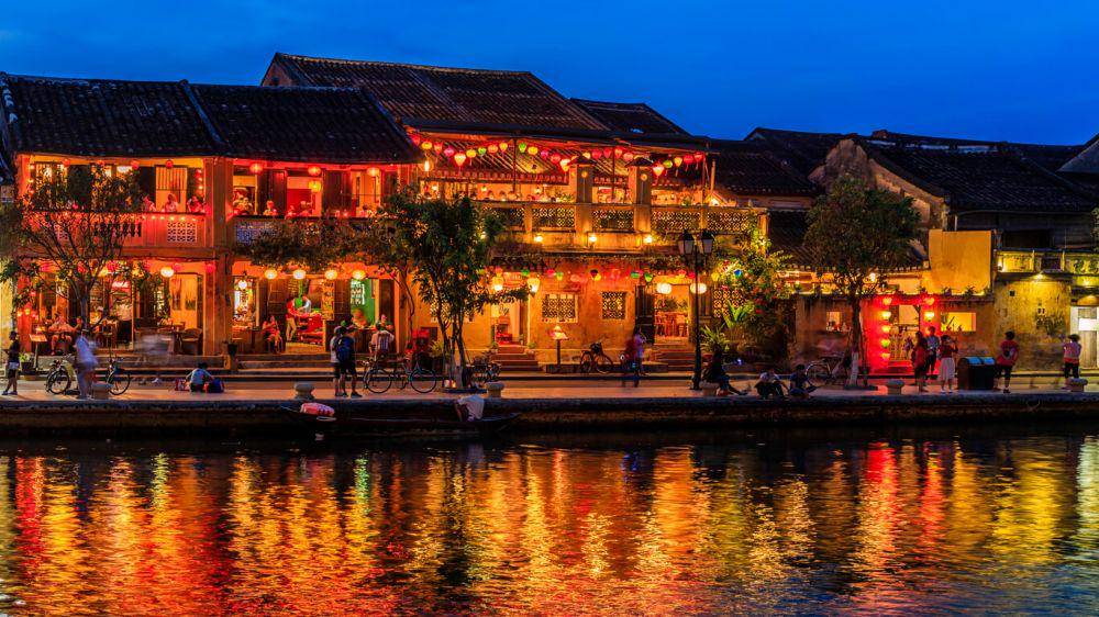 Old Town, Hoi An (travelearth.com)