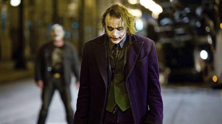 cuplikan film The Dark Knight (timeout.com)