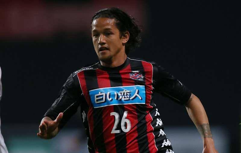 potret Irfan Bachdim saat berlaga di J2 (www.consadole-sapporo.jp)