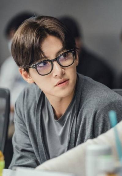 Ji Chang Wook (instagram.com/jichangwook)