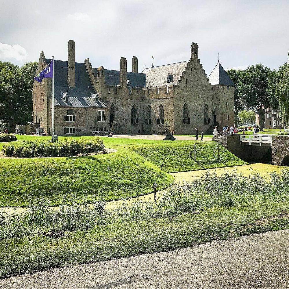 potret Radboud Castle (instagram.com/loesgk)