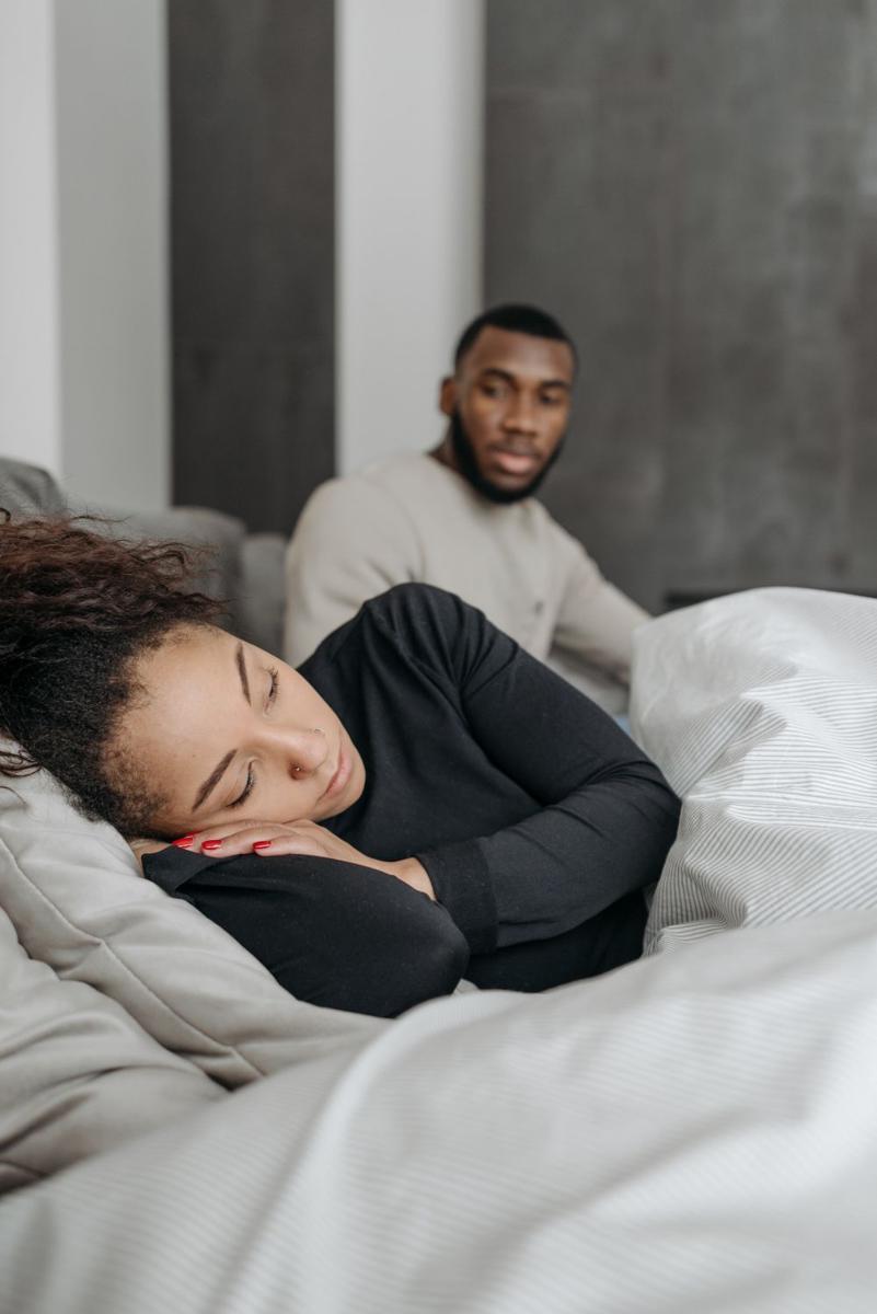 5 Alasan Pasangan Malas Bercinta, Minim Sentuhan Fisik