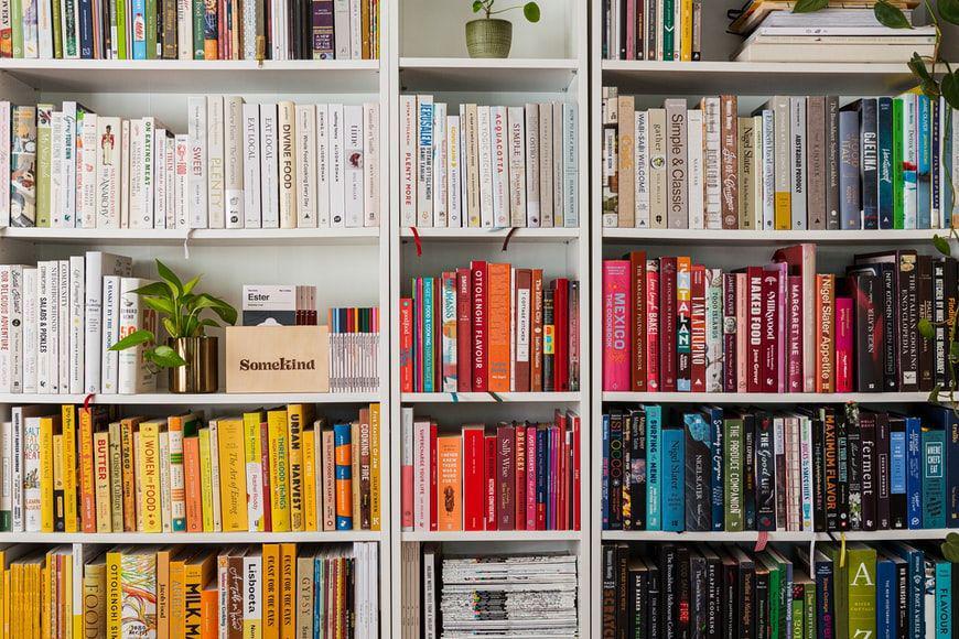 5 Penyebab Umum Mengapa Buku Menguning, Cek Teratur!