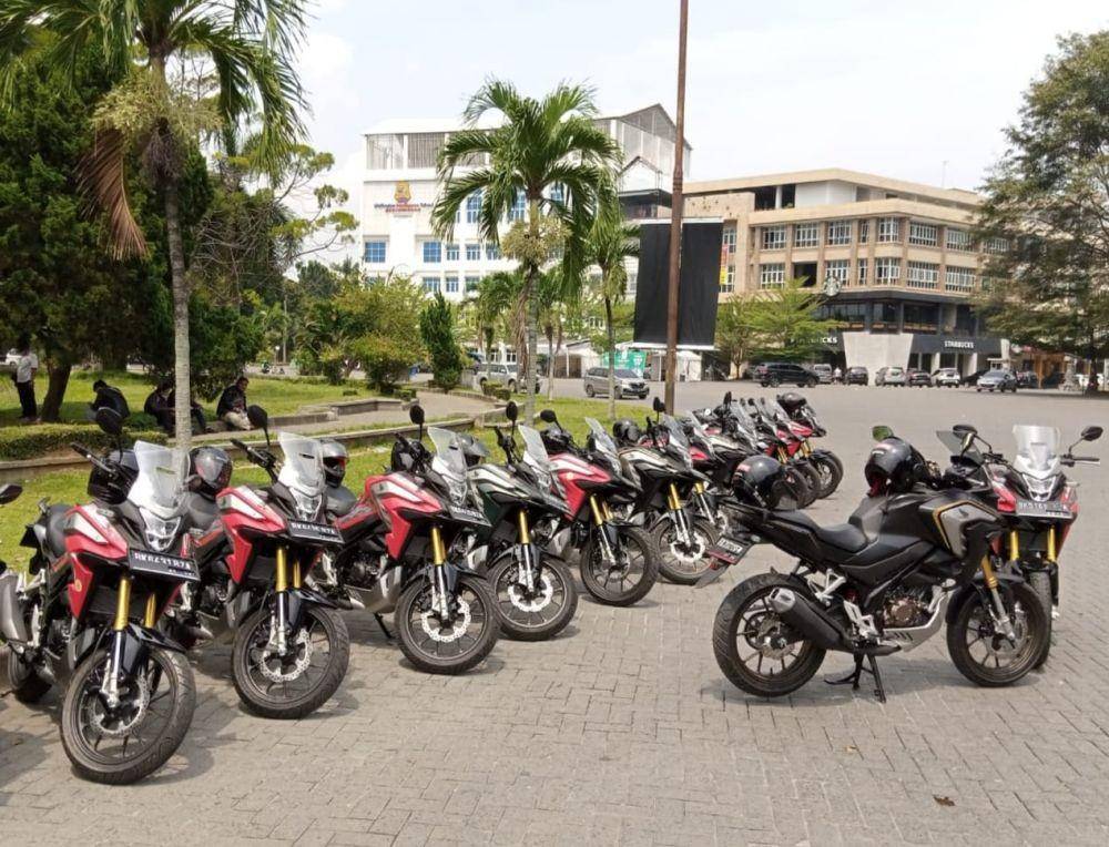 Rolling City Naik Honda New CB150X  (Dok. Indako)