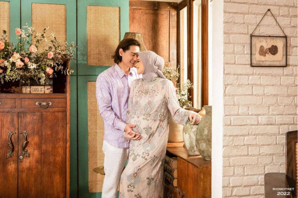 pemotretan kehamilan Cut Meyriska (instagram.com/riomotret)