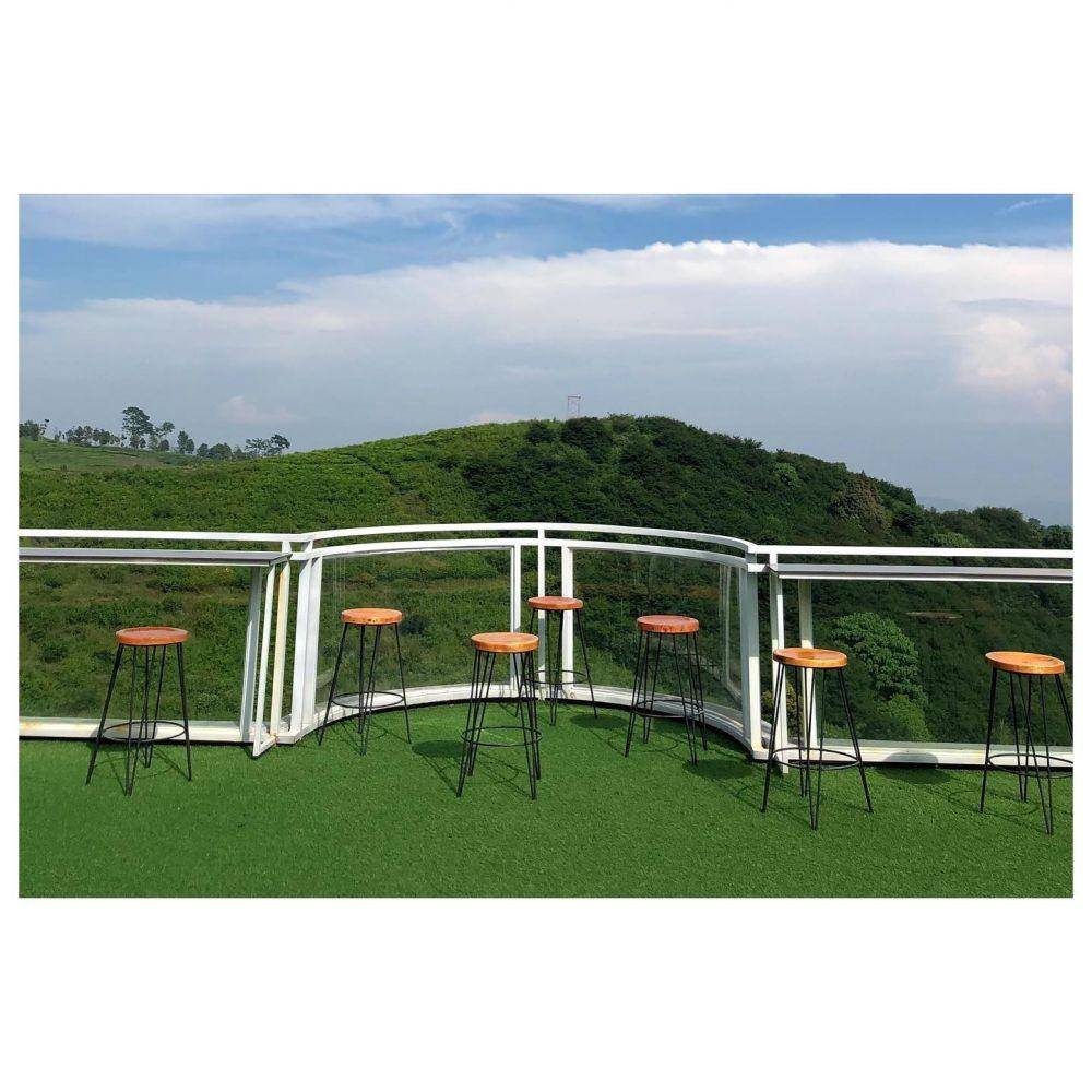 potret taman wisata Dewi Perssik (instagram.com/florawisata_dcastello)
