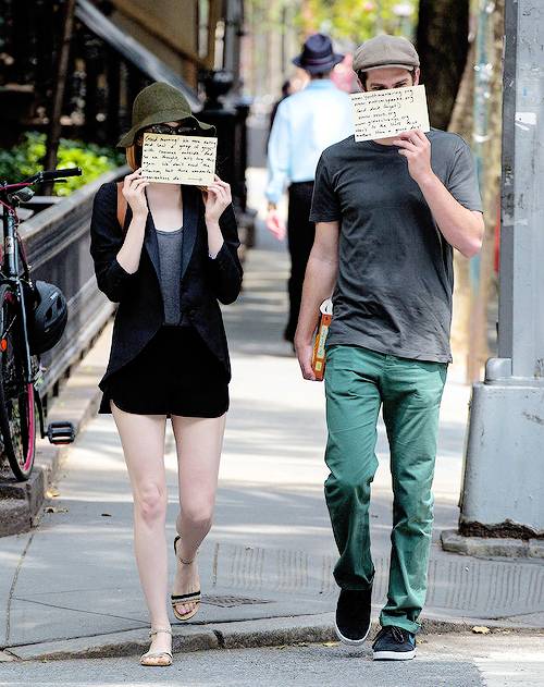 Emma Watson dan Andrew Garfield (imgur.com/user/steve699)