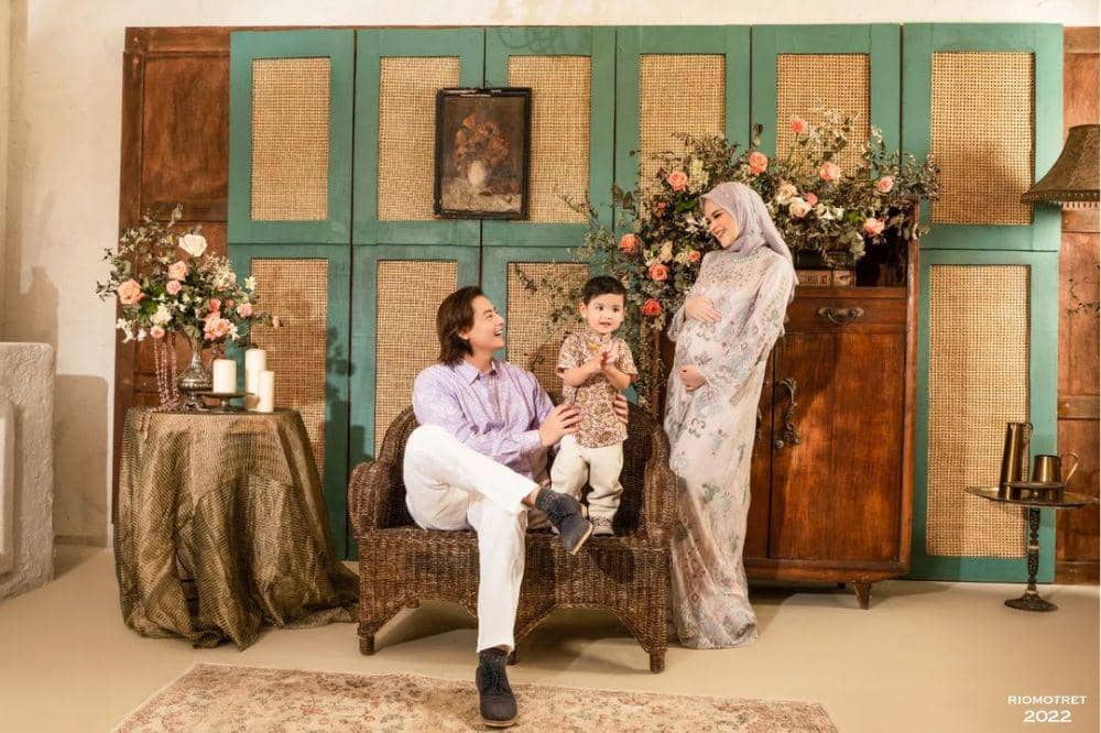 pemotretan kehamilan Cut Meyriska (instagram.com/riomotret)