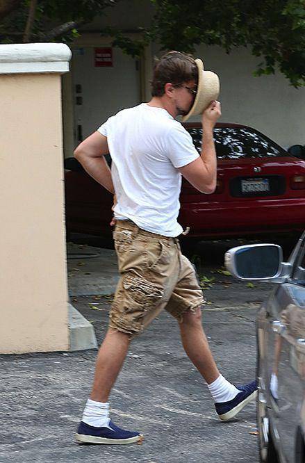 Leonardo DiCaprio (imgur.com/user/fefelol)