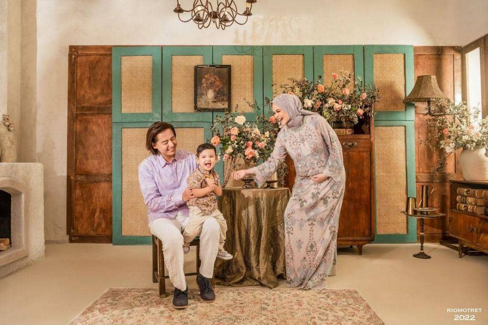 pemotretan kehamilan Cut Meyriska (instagram.com/riomotret)