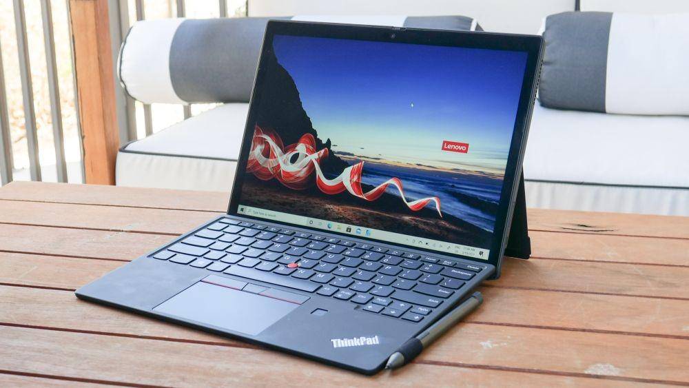 ilustrasi Lenovo ThinkPad X12 (laptopmag.com)