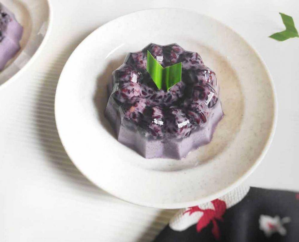 puding tape ketan hitam (instagram.com/lindafajar)