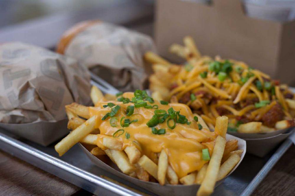 5 Ide Masakan dengan Rasa Garlic Cheese, Lumer nan Gurih!