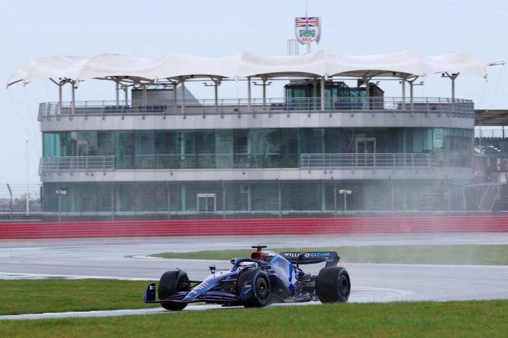Nicholas Latifi memacu FW44 pada sesi Shakedown di Silverstone. (twitter.com/NicholasLatifi)