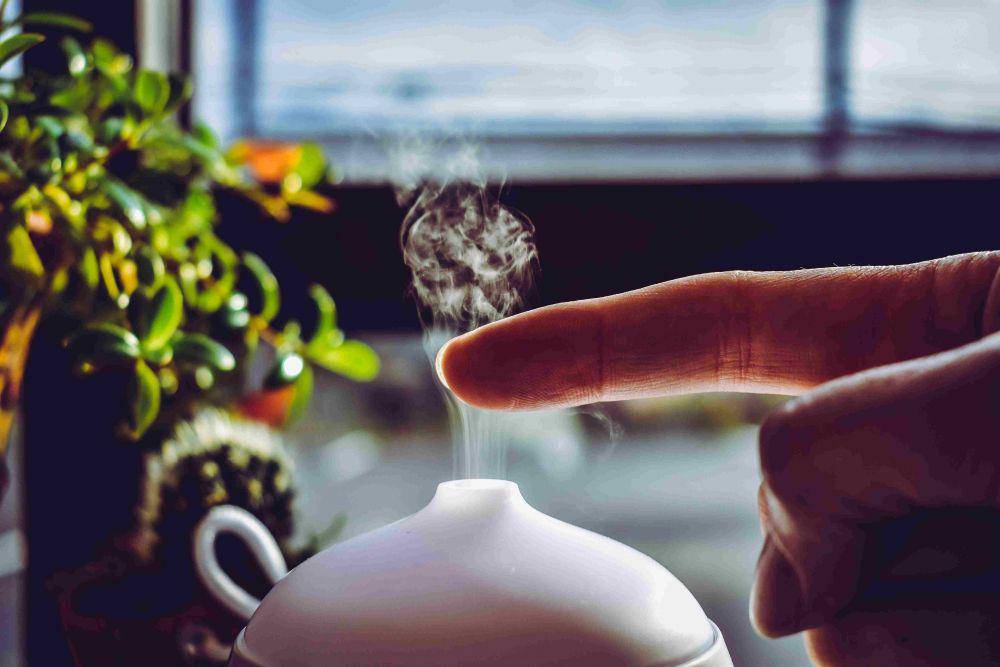 ilustrasi uap diffuser (pexels.com/Chris F)