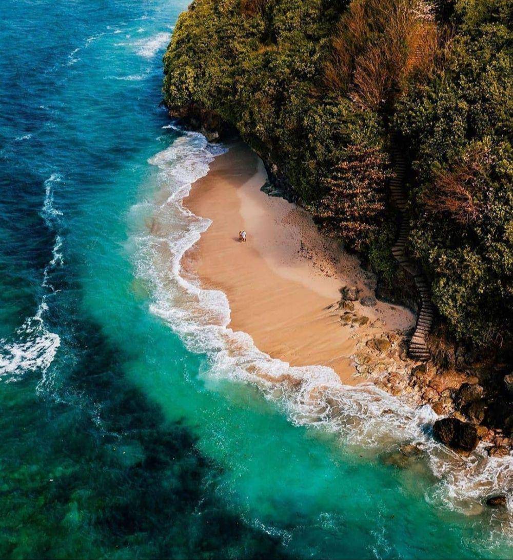 Pantai Green Bowl (instagram.com/baliagatour)