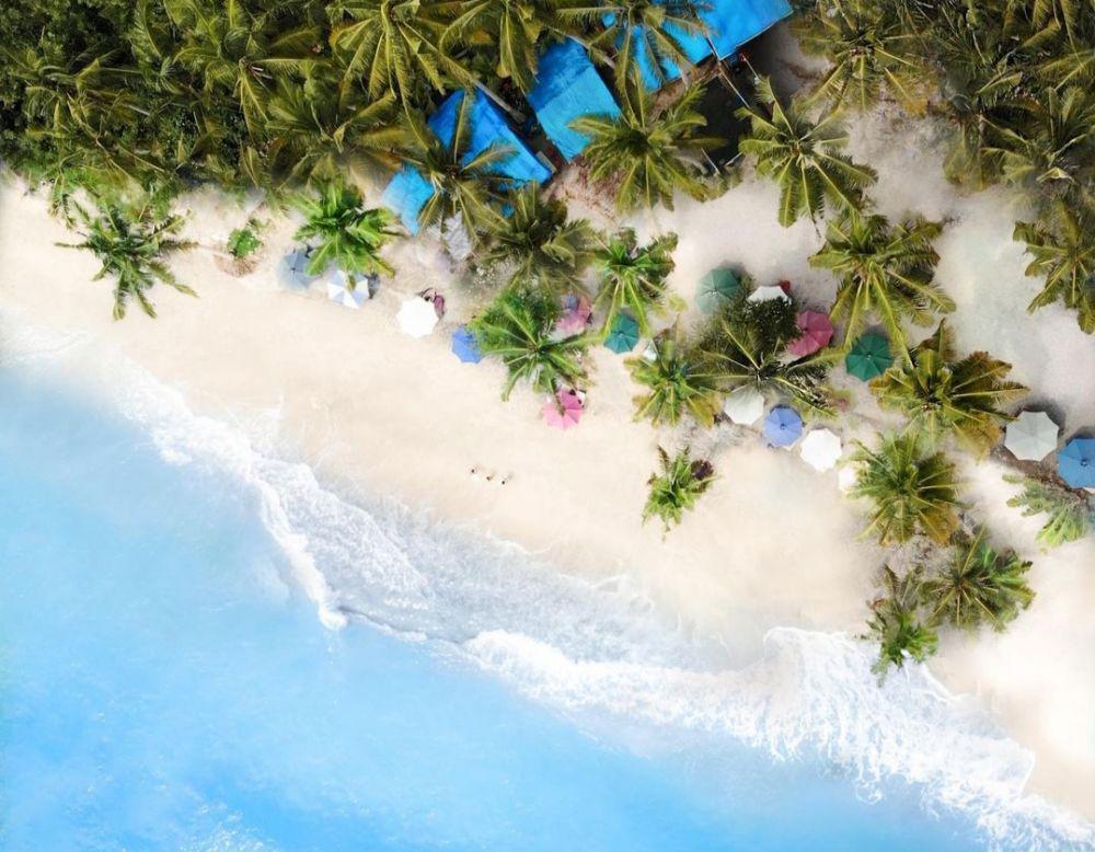 5 Pantai Tersembunyi Paling Cantik di Bali, Lanskap Lautnya Juara!