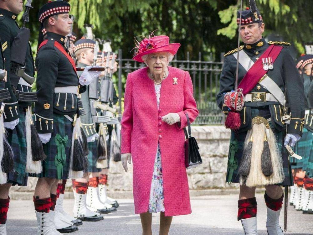 Ratu Elizabeth II (instagram.com/theroyalfamily)