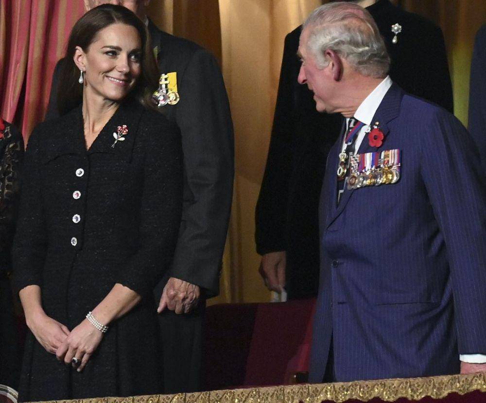 keakraban Kate Middleton dan mertuanya (instagram.com/clarencehouse)
