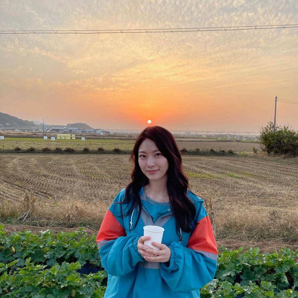Gong Seung Yeon (instagram.com/varoent_official)