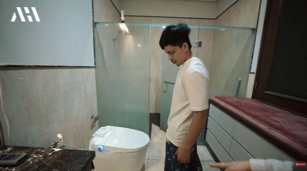 persiapan kamar baby A (YouTube.com/AH)