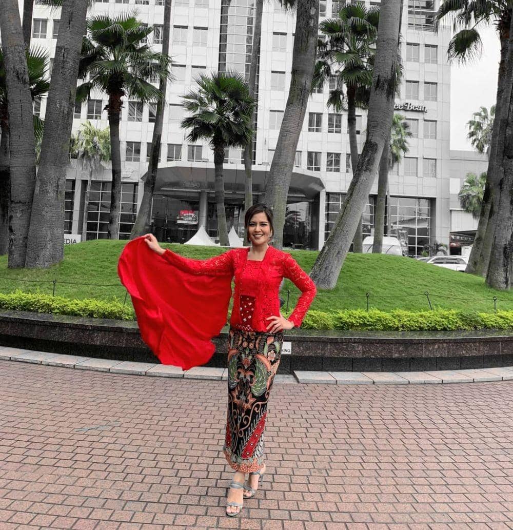 Kebaya Daniar Achri (instagram.com/daniar_achri)