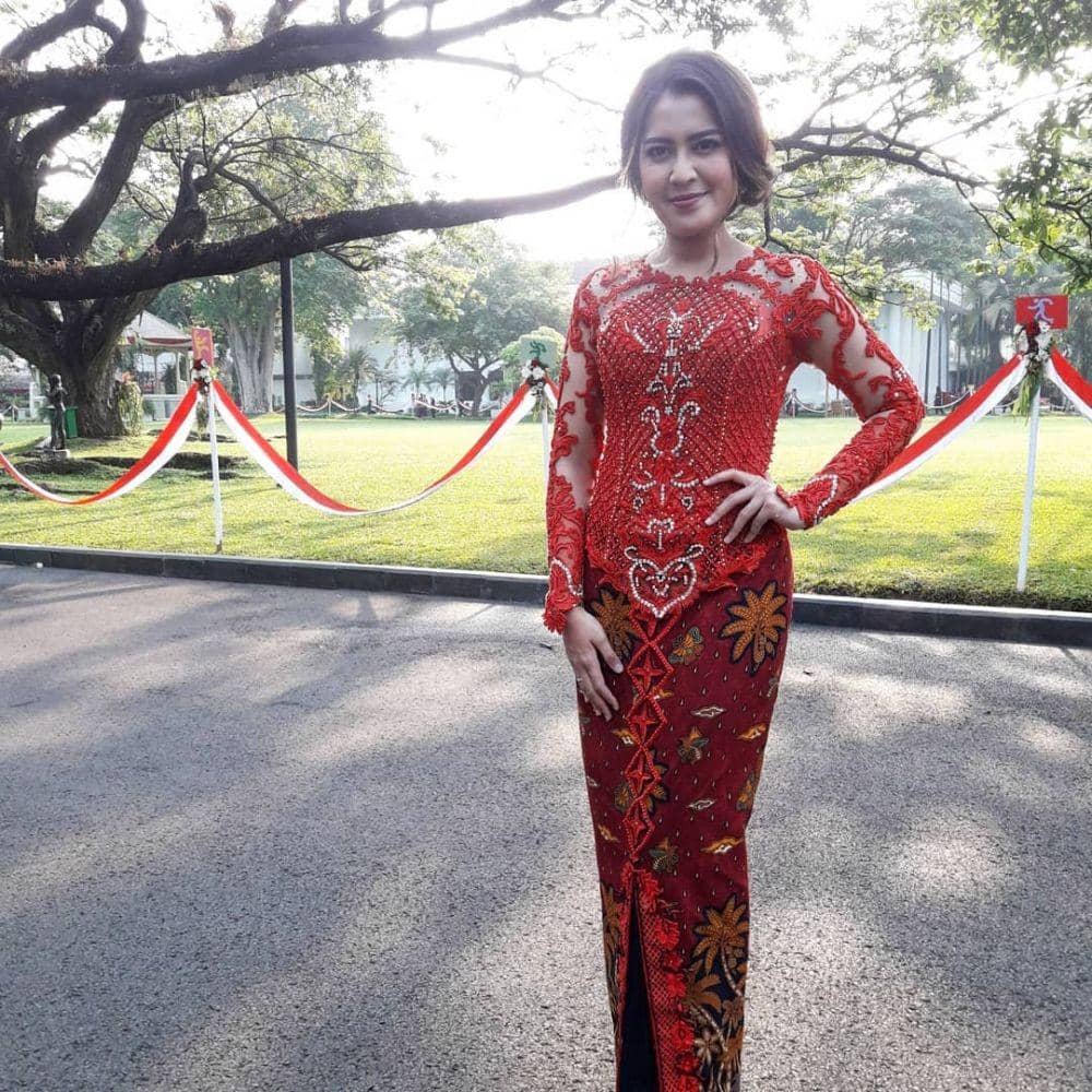 Kebaya Daniar Achri (instagram.com/daniar_achri)