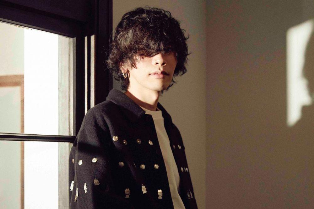12 Lagu Kenshi Yonezu Ini Cocok Didengar kala Hujan, Awas Kecanduan!