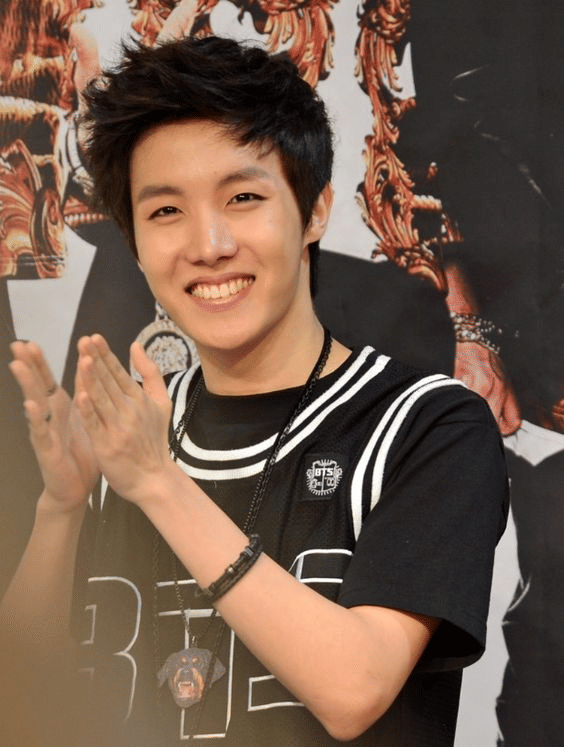 J-Hope debut era (twitter.com/mise0ka)