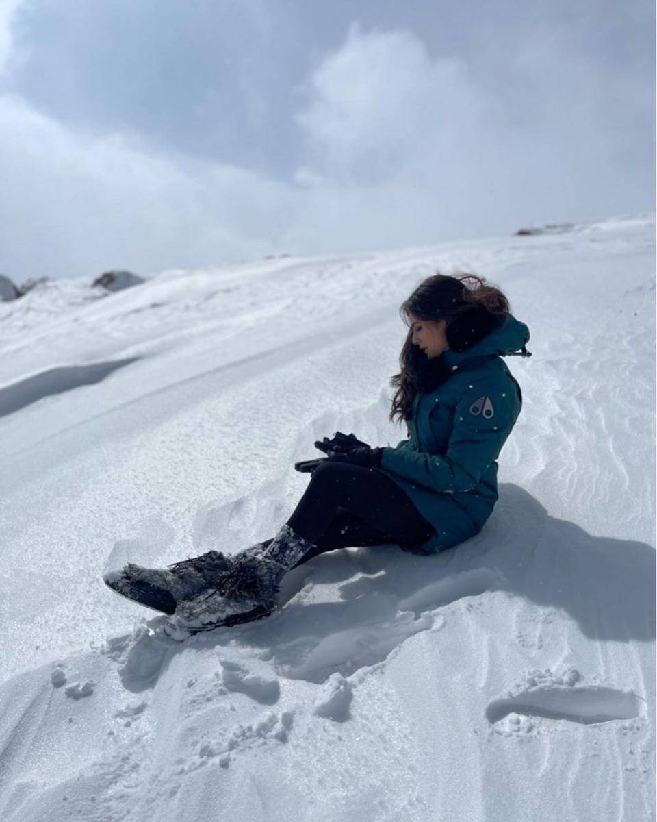 potret Mouni Roy (instagram.com/imouniroy)