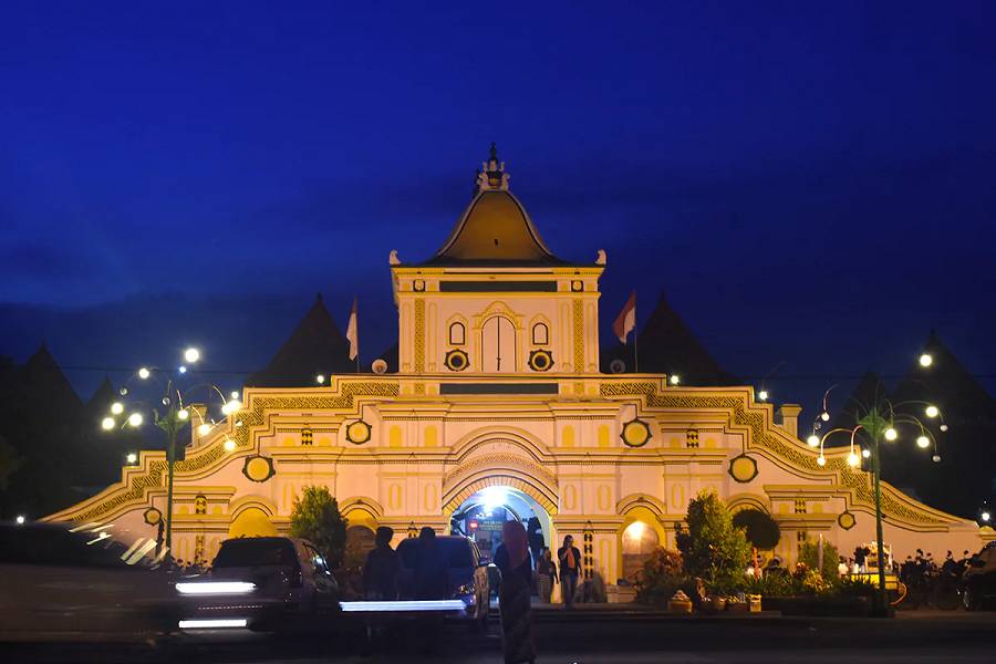 Masjid Agung Sumenep (indonesia.travel)