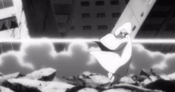 Gin menggunakan bankainya untuk menghancurkan bangunan di Karakura palsu ( Dok. Pierrot / Bleach )