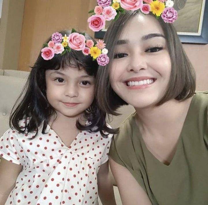 Reyna covid (Instagram.com/farashakila2015)