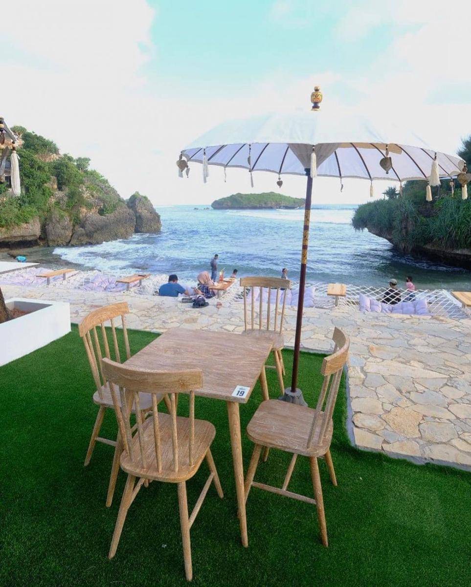 potret pesona Pantai Slili (instagram.com/mukhlisin.encin)