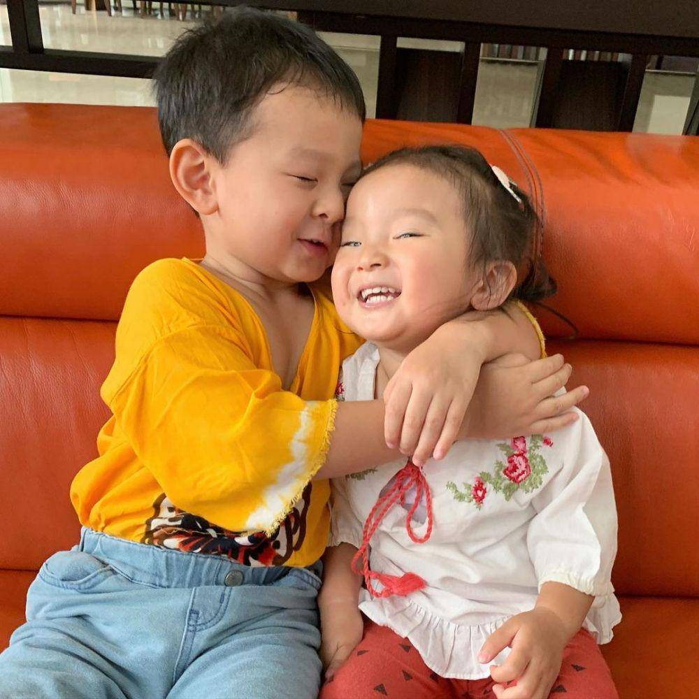 potret anak Devina Hermawan (instagram.com/devinahermawan)