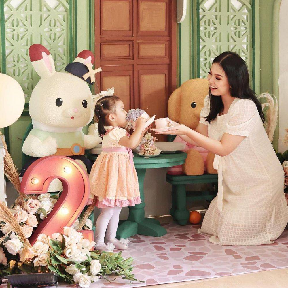 potret anak Devina Hermawan (instagram.com/devinahermawan)