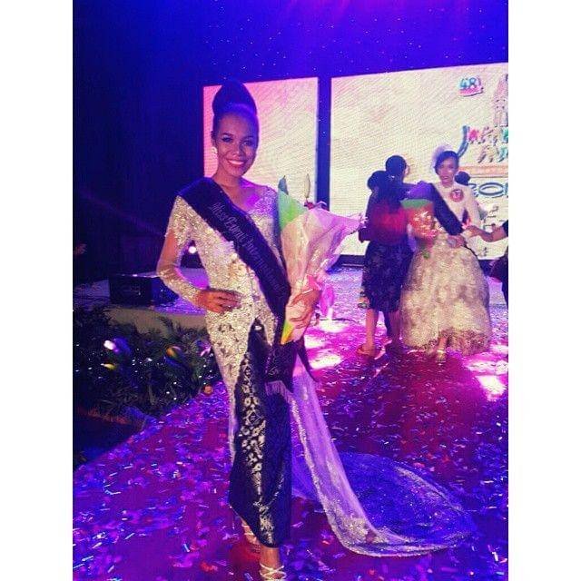Kebaya Maria Christy (instagram.com/christy_mariaa)