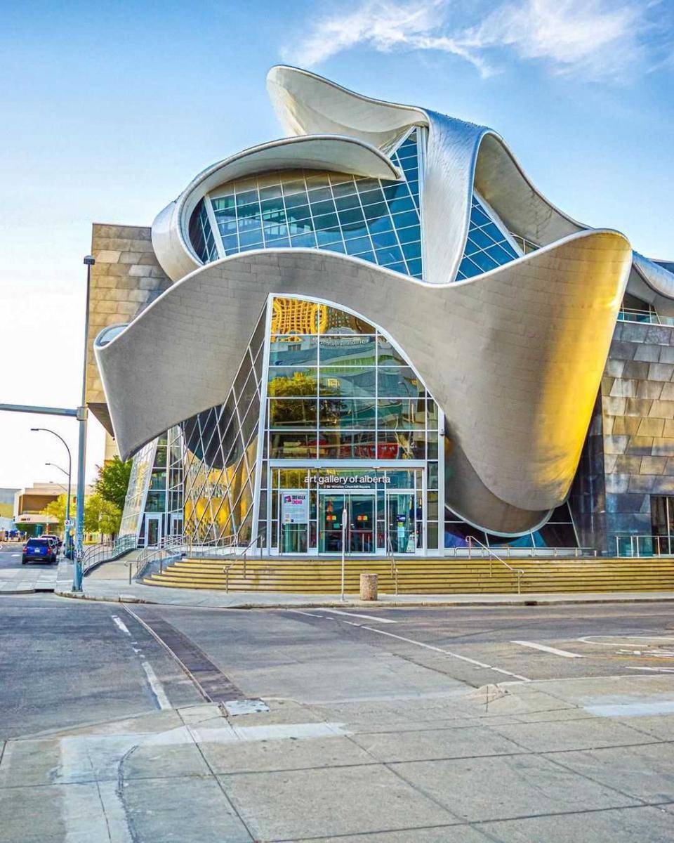 potret Art Gallery of Alberta (instagram.com/filipnowak97)