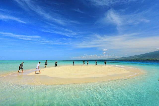 10 Rekomendasi Tempat Wisata Air di Pulau Lombok