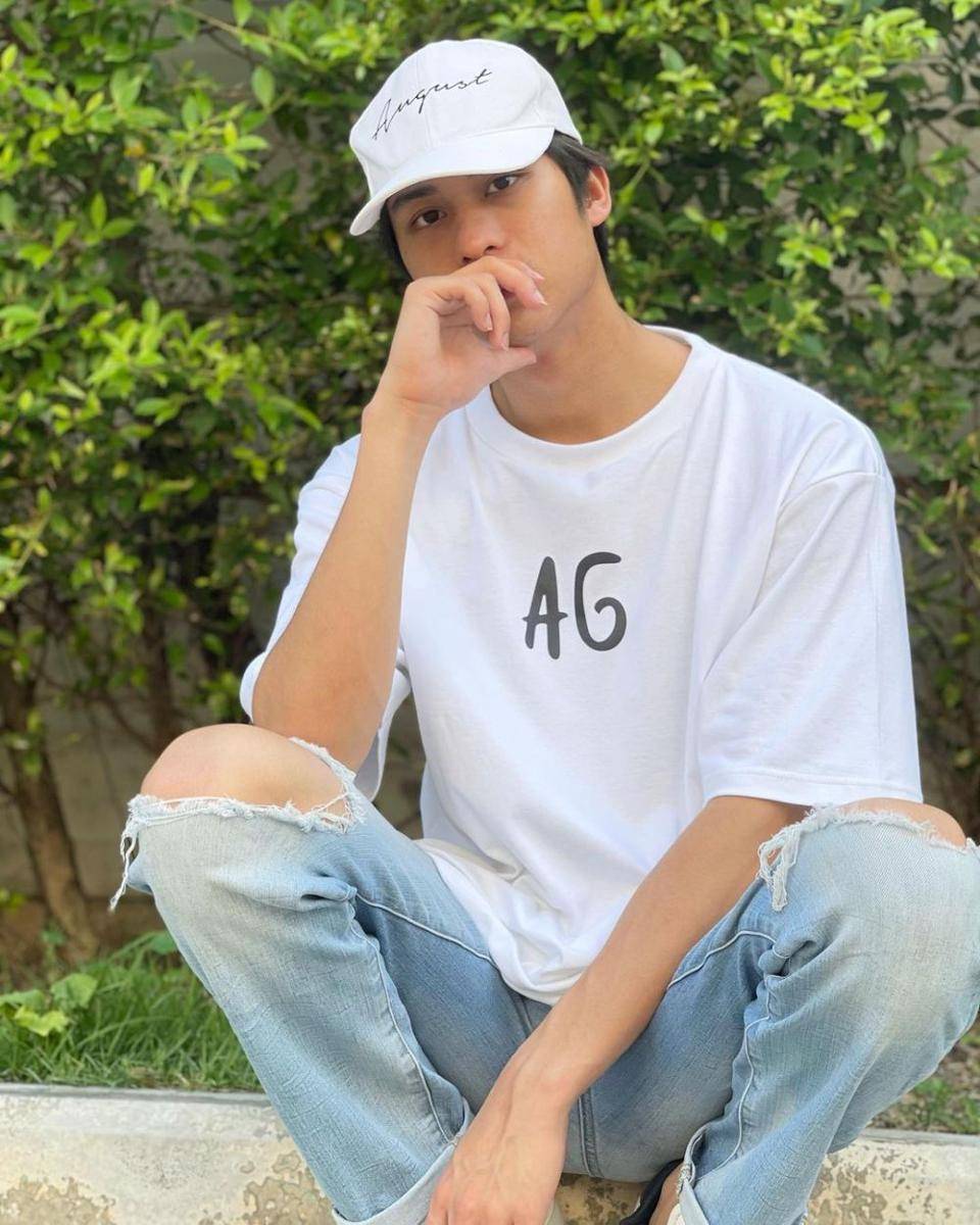 August Vachiravit (instagram.com/aaugust007)